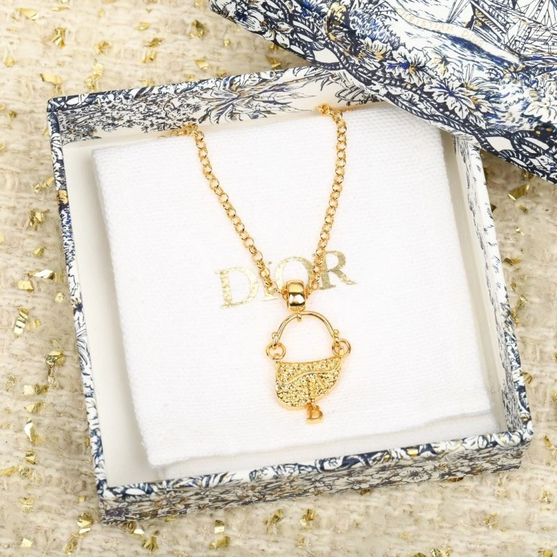 Attractive Christian Dior Necklaces 234406