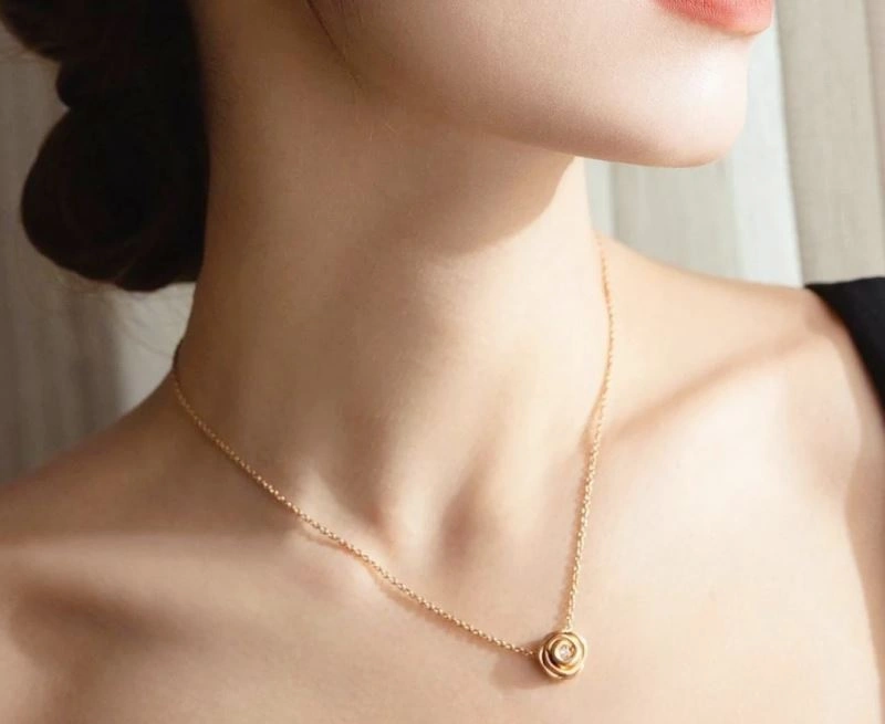 Christian Dior Necklaces Sporty 234412