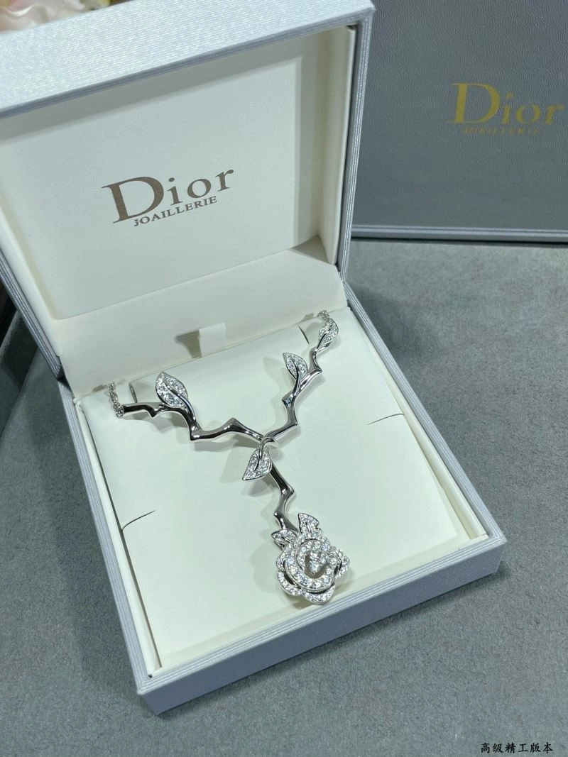 ModernLook Christian Dior Necklaces 234398