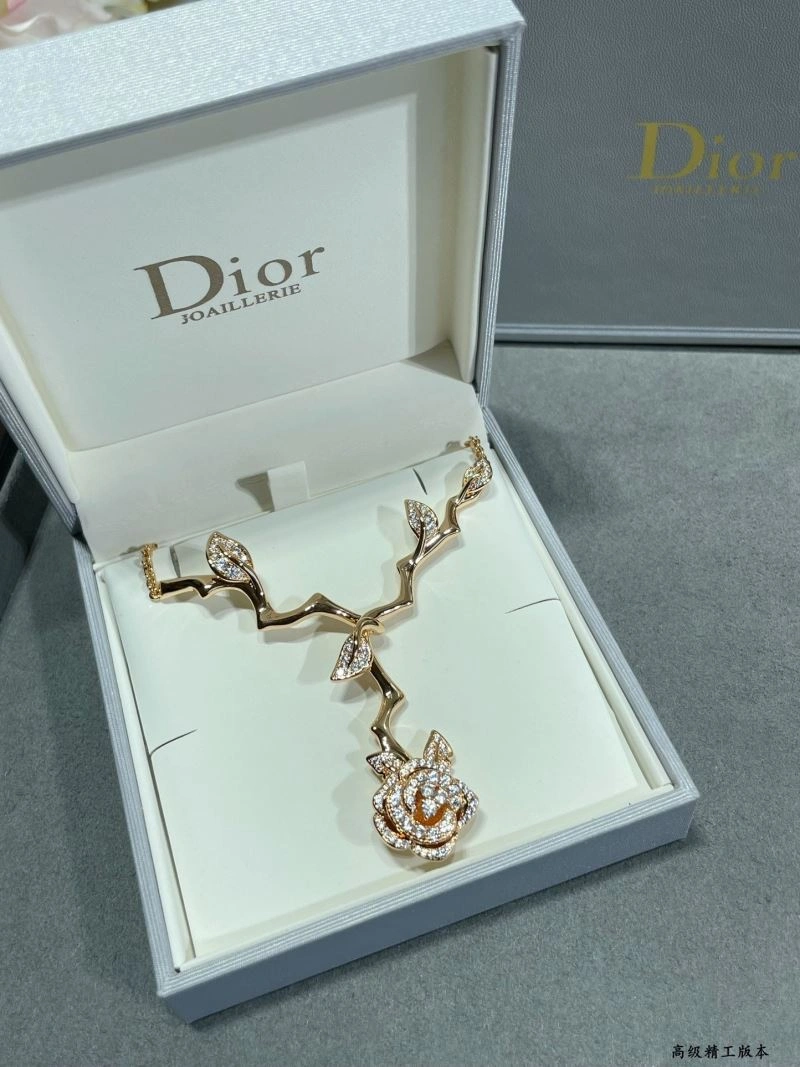 ModernLook Christian Dior Necklaces 234398