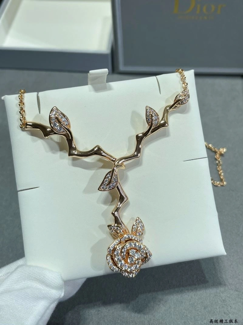 ModernLook Christian Dior Necklaces 234398