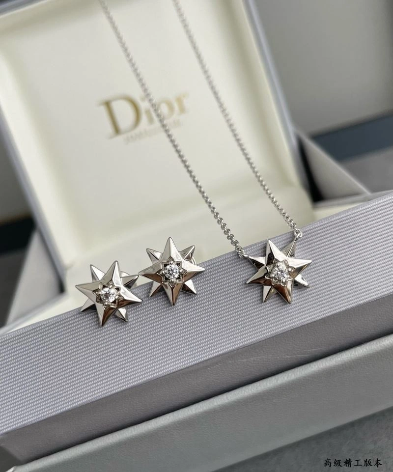 Christian Dior Necklaces Chic 234452