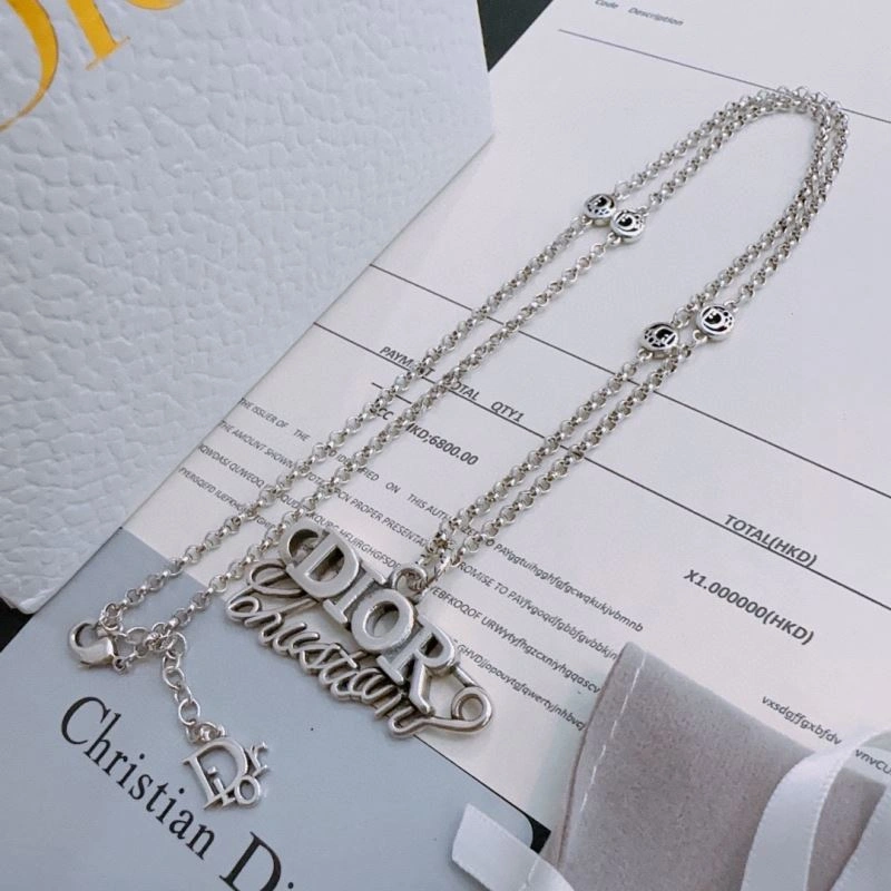 Christian Dior Necklaces SmoothTexture 234400
