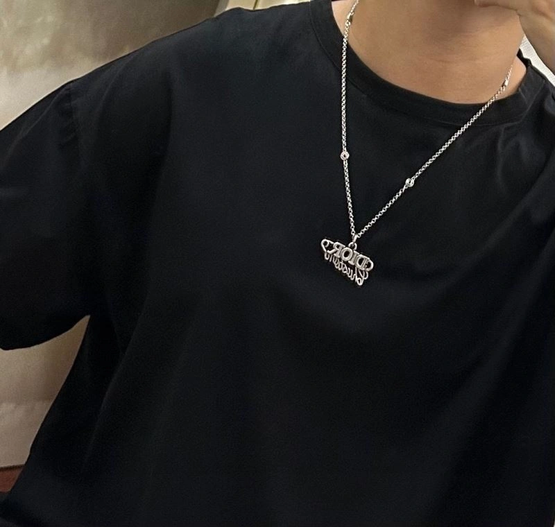 Christian Dior Necklaces SmoothTexture 234400