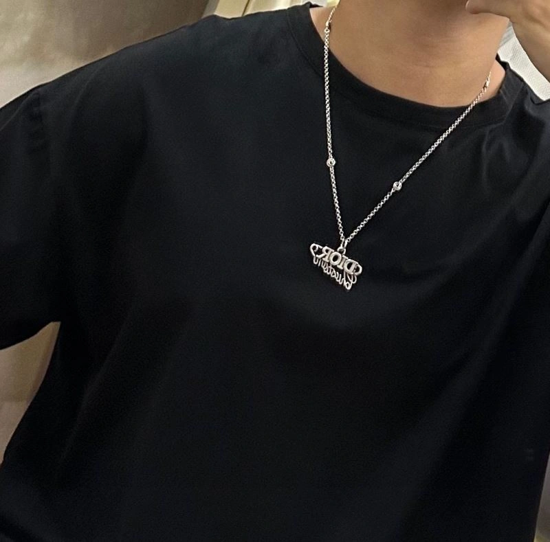 Christian Dior Necklaces SmoothTexture 234400