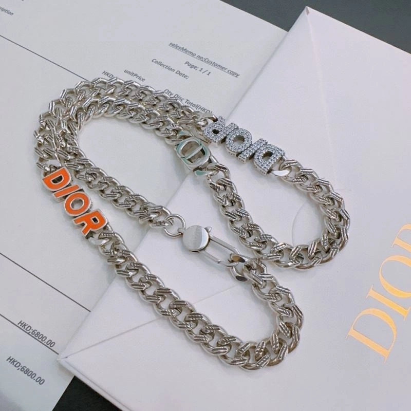 WellDesigned Christian Dior Necklaces 234469