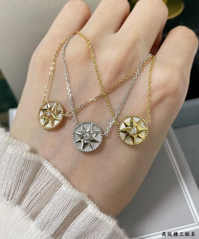 Seasonal Christian Dior Necklaces 234389