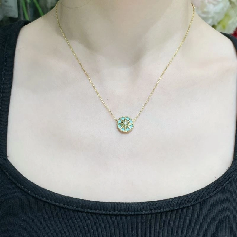 MultiPurpose Christian Dior Necklaces 234390