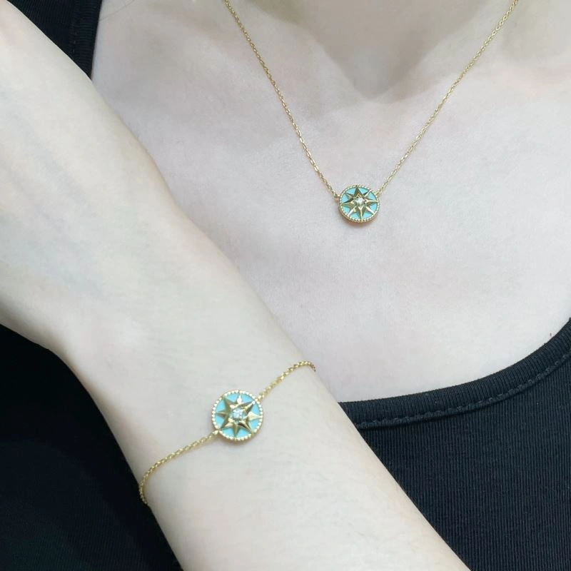 MultiPurpose Christian Dior Necklaces 234390