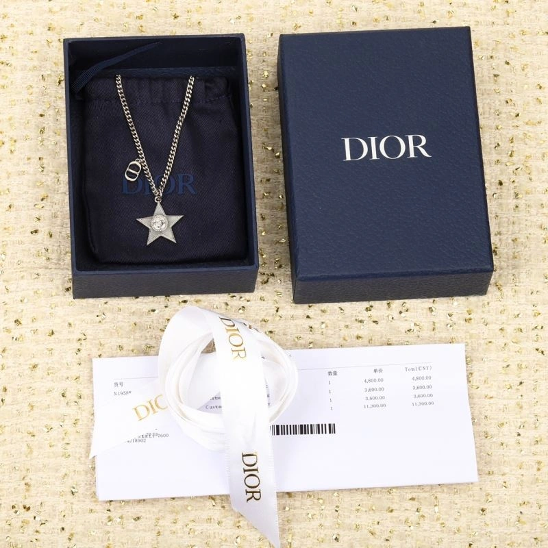 WrinkleFree Christian Dior Necklaces 234401