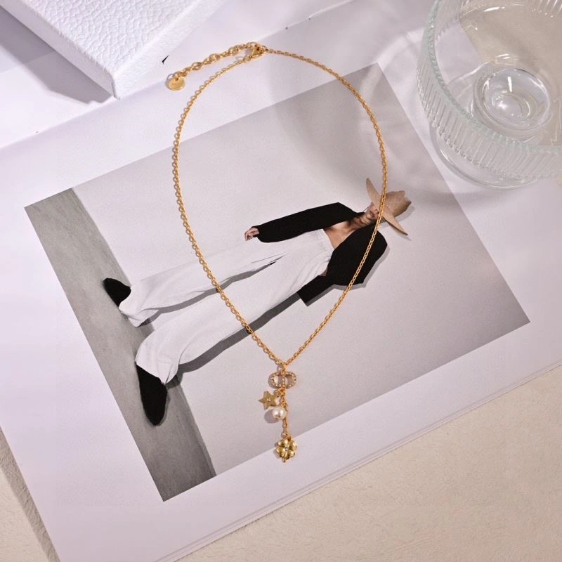 SunProtective Christian Dior Necklaces 234385