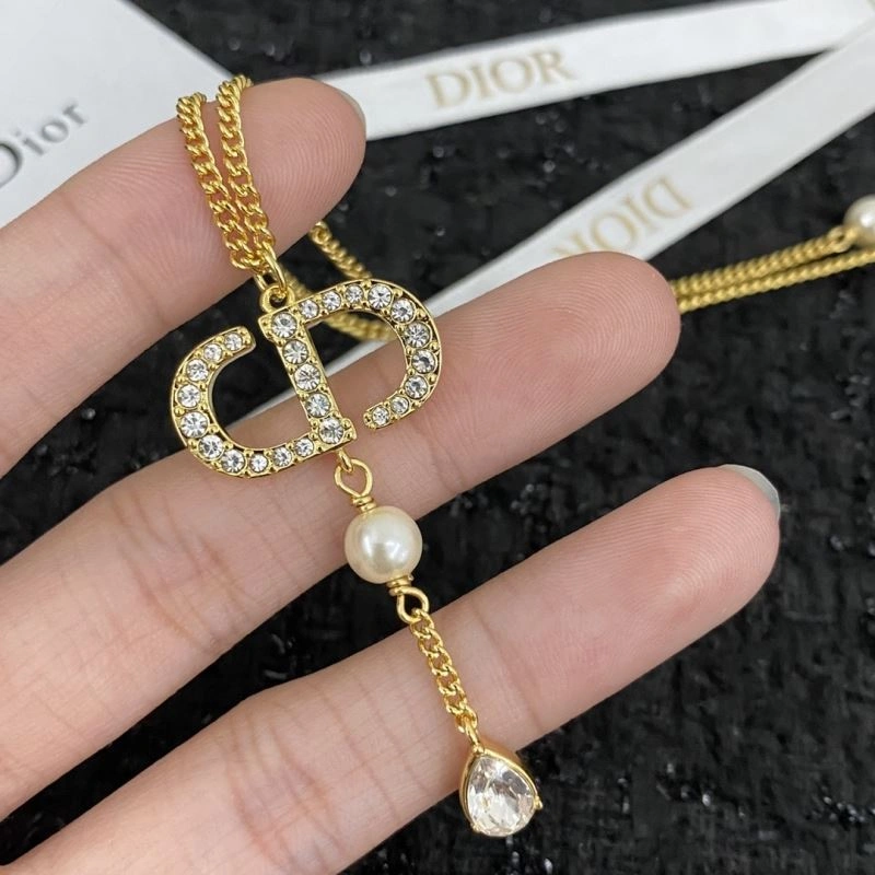 SmoothTexture Christian Dior Necklaces 234382