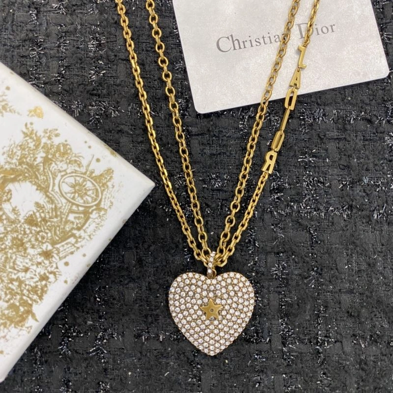 Comfortable Christian Dior Necklaces 234369