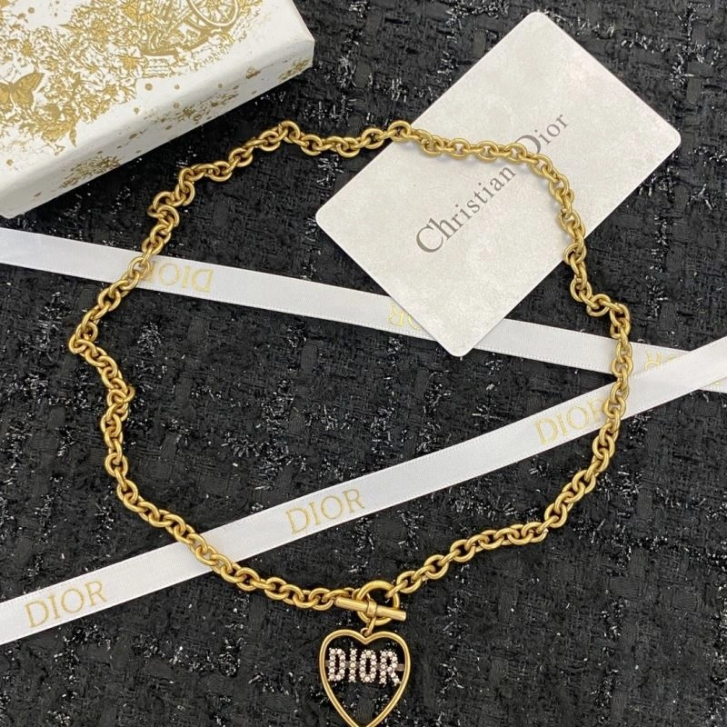 Fashionable Christian Dior Necklaces 234368