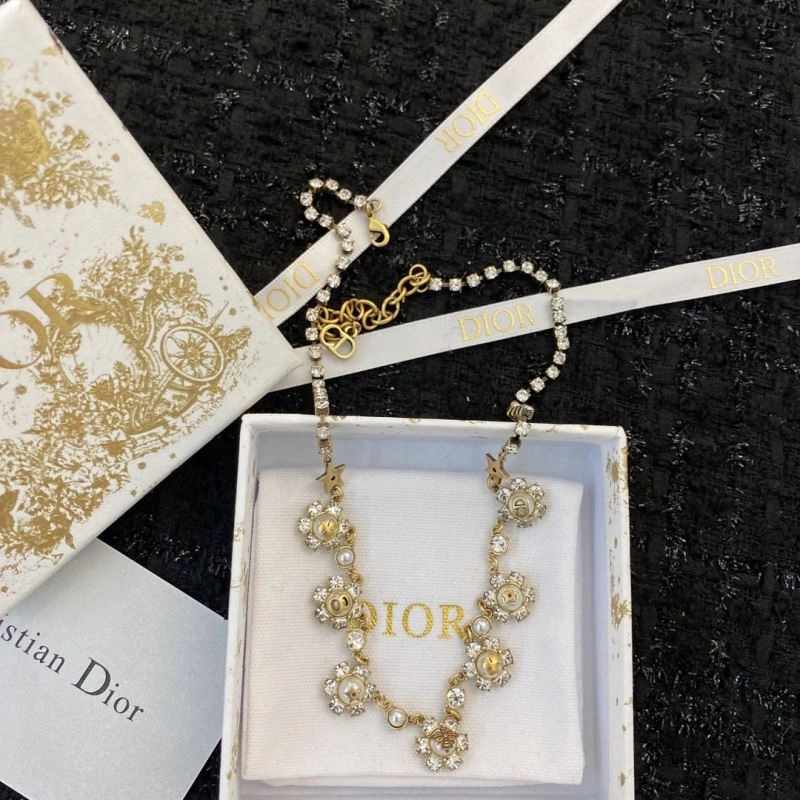 Christian Dior Necklaces Trendy 234356