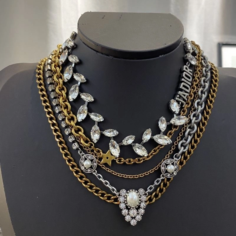 Bright Christian Dior Necklaces 234420