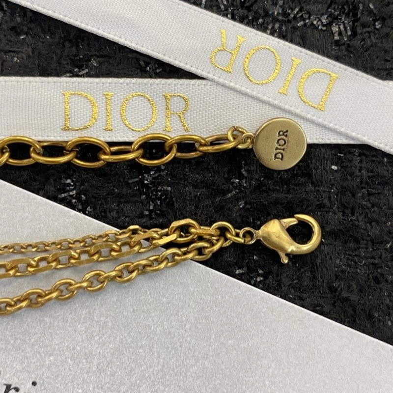 MoistureWicking Christian Dior Necklaces 234352