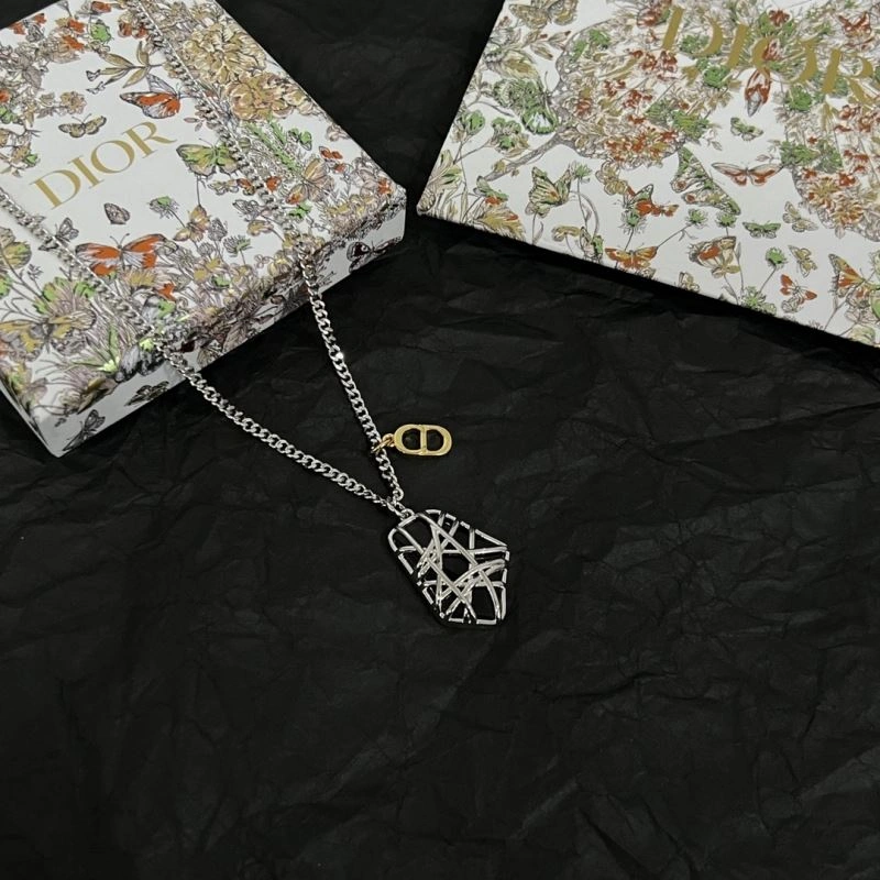 Cozy Christian Dior Necklaces 234344