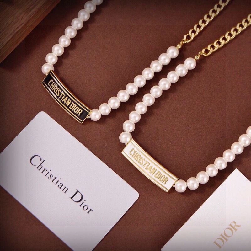 Christian Dior Necklaces Stylish 234349