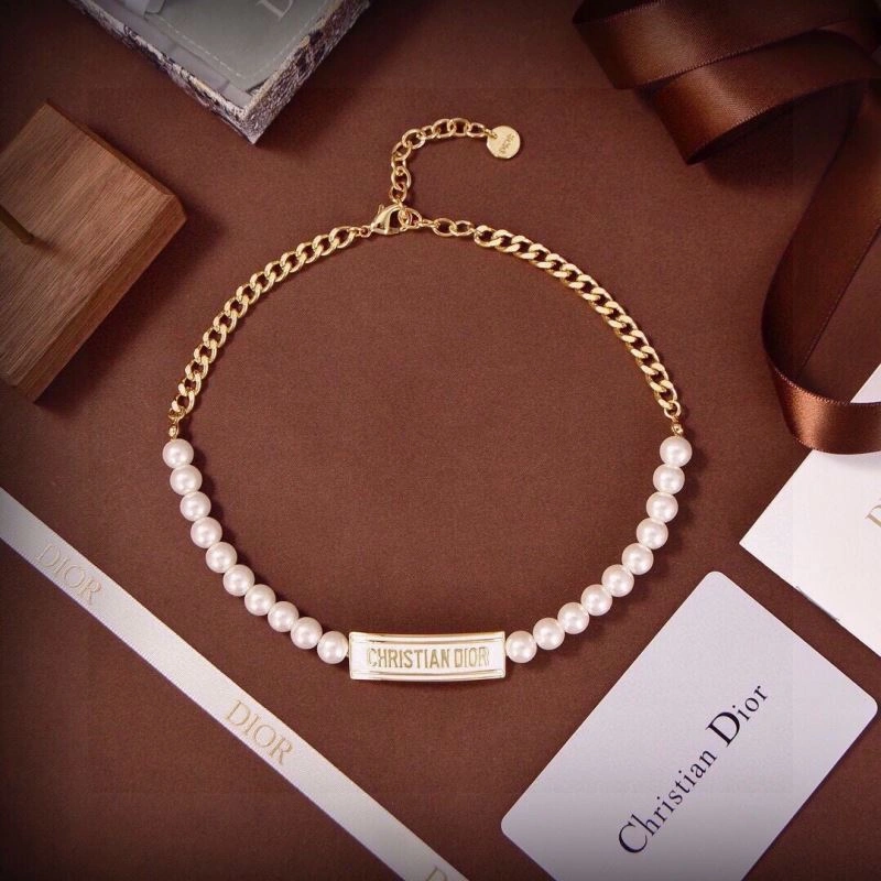 Christian Dior Necklaces Stylish 234349
