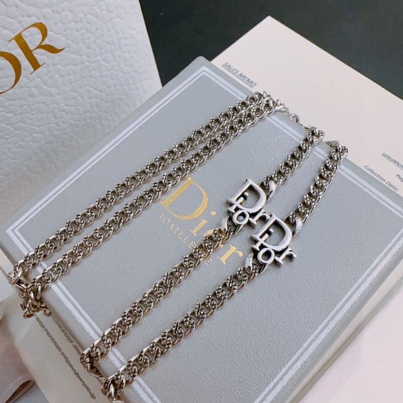 Bold Christian Dior Necklaces 234341