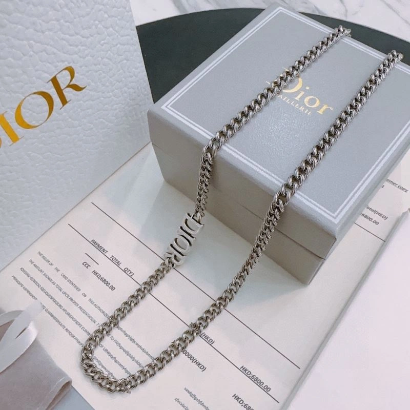 Reliable Christian Dior Necklaces 234395