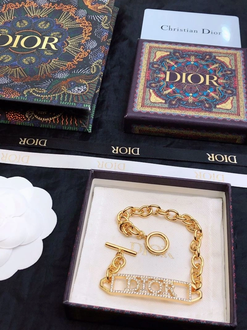 Christian Dior Necklaces GoAnywhere 234324