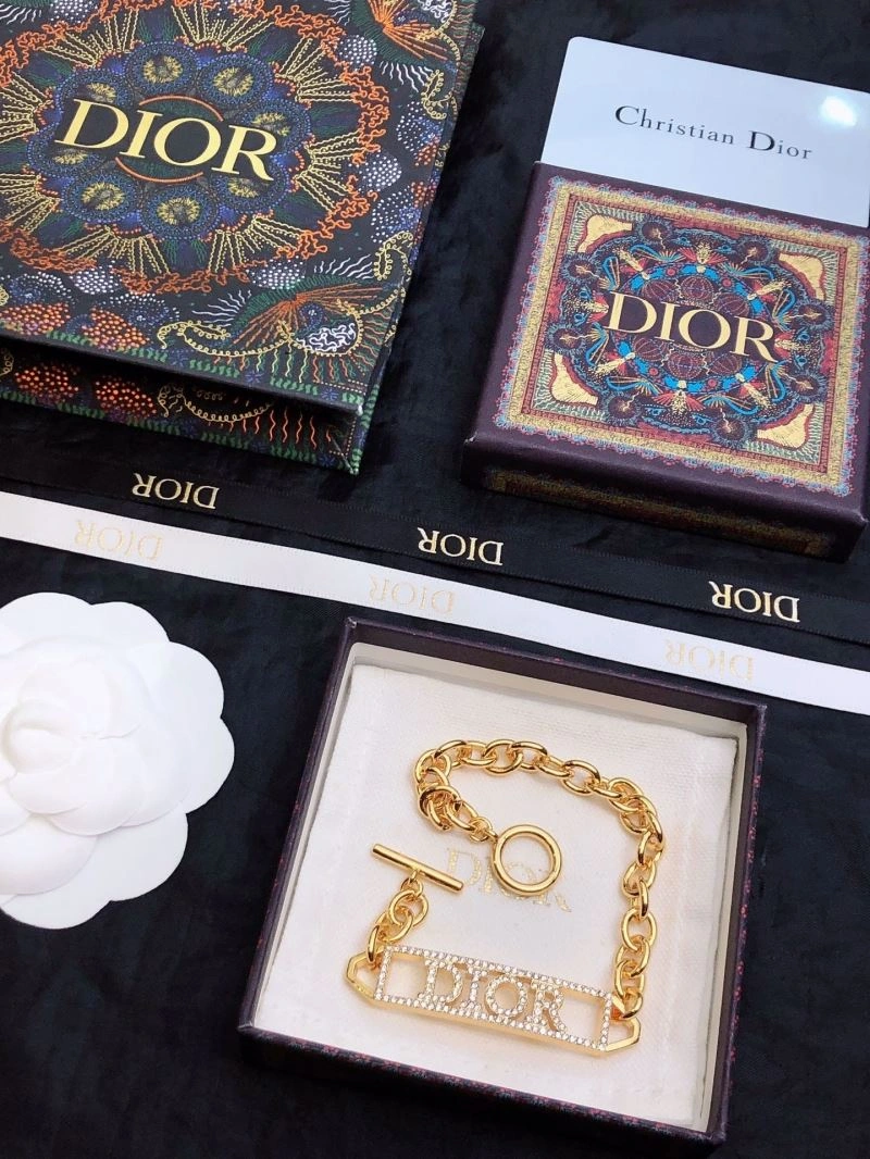 Christian Dior Necklaces GoAnywhere 234324