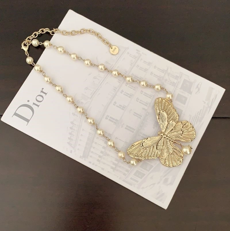 WrinkleFree Christian Dior Necklaces 234109