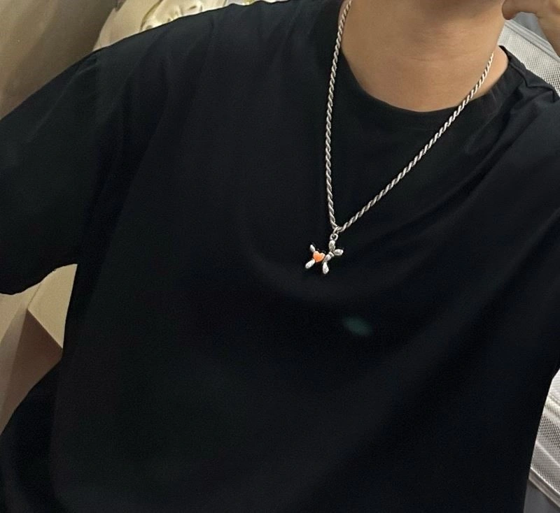 Comfortable Christian Dior Necklaces 234158