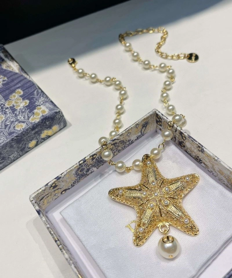 Christian Dior Necklaces Youthful 234081