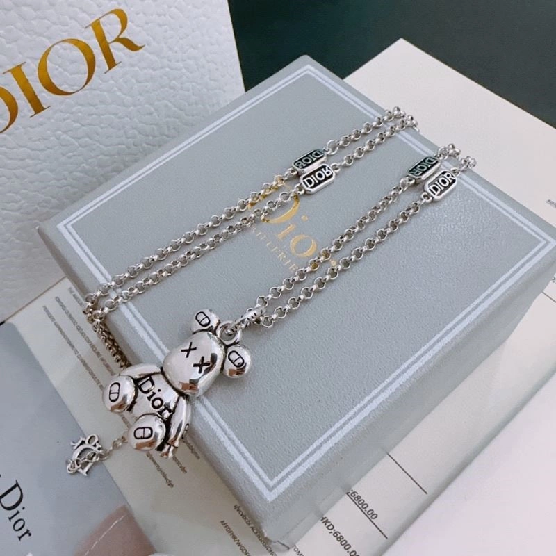 Fashionable Christian Dior Necklaces 234088