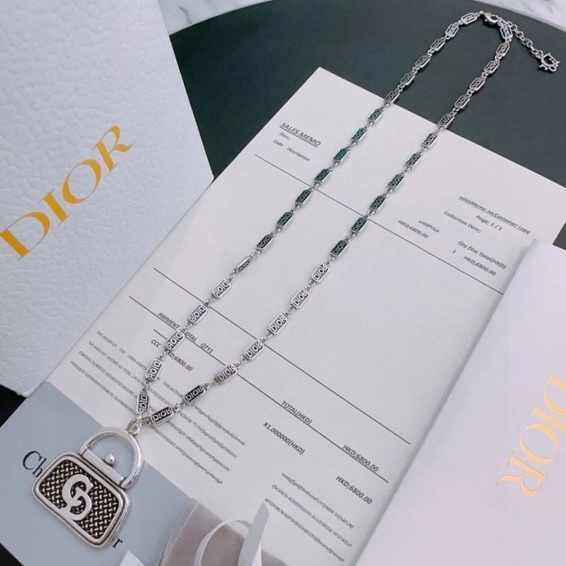 Christian Dior Necklaces Premium 234075