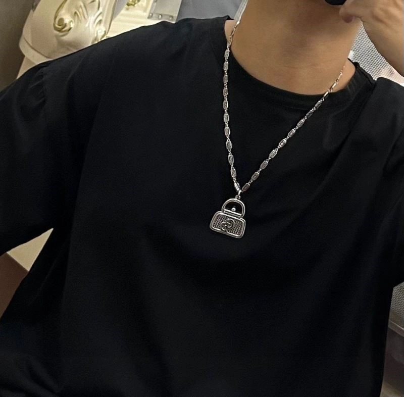 Christian Dior Necklaces Premium 234075
