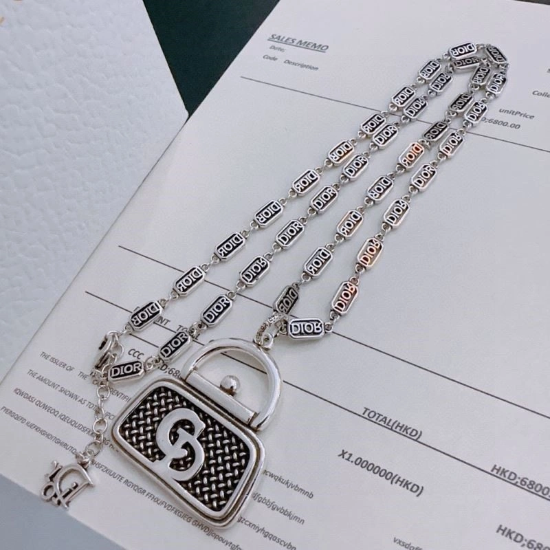Christian Dior Necklaces Premium 234075