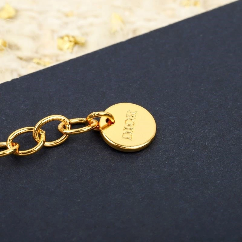 MultiPurpose Christian Dior Necklaces 234079