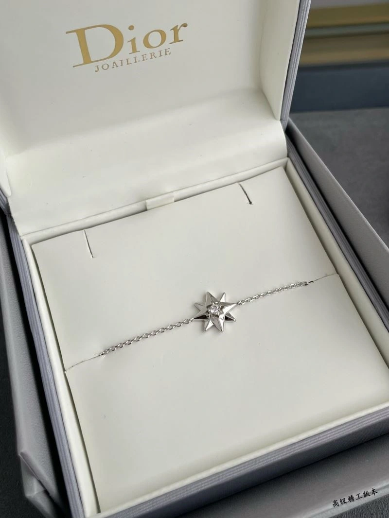 FashionForward Christian Dior Necklaces 234130