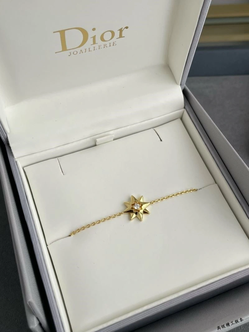 FashionForward Christian Dior Necklaces 234130