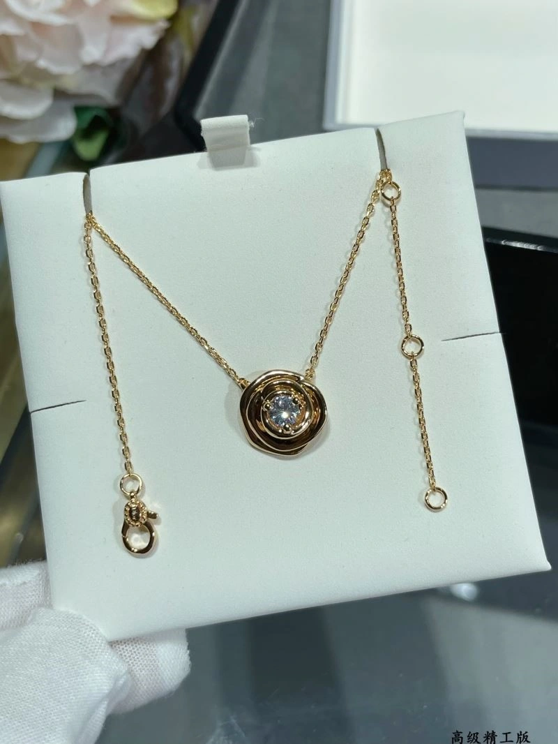 Christian Dior Necklaces Elegant 234087