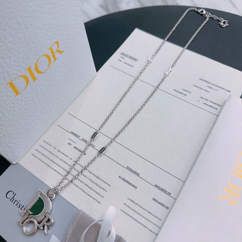 Bold Christian Dior Necklaces 234060