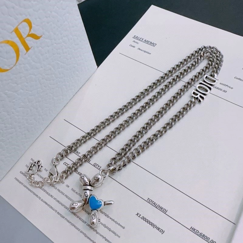 Versatile Christian Dior Necklaces 234067