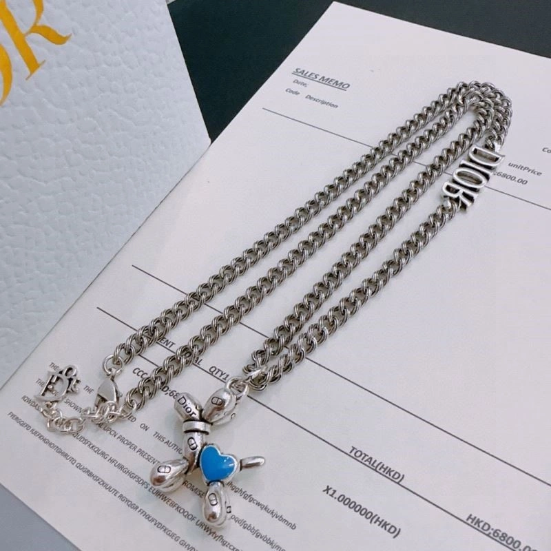 Versatile Christian Dior Necklaces 234067