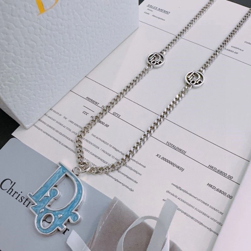 Stretchable Christian Dior Necklaces 234063