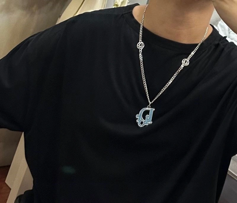 Stretchable Christian Dior Necklaces 234063