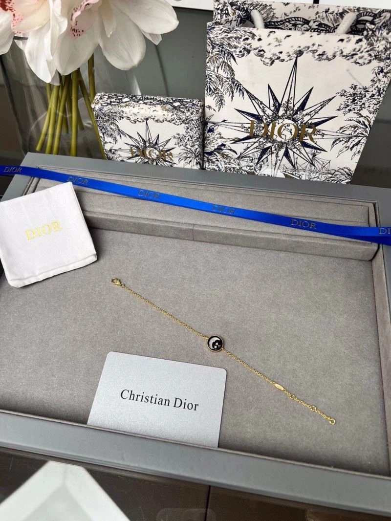 SunProtective Christian Dior Necklaces 234051