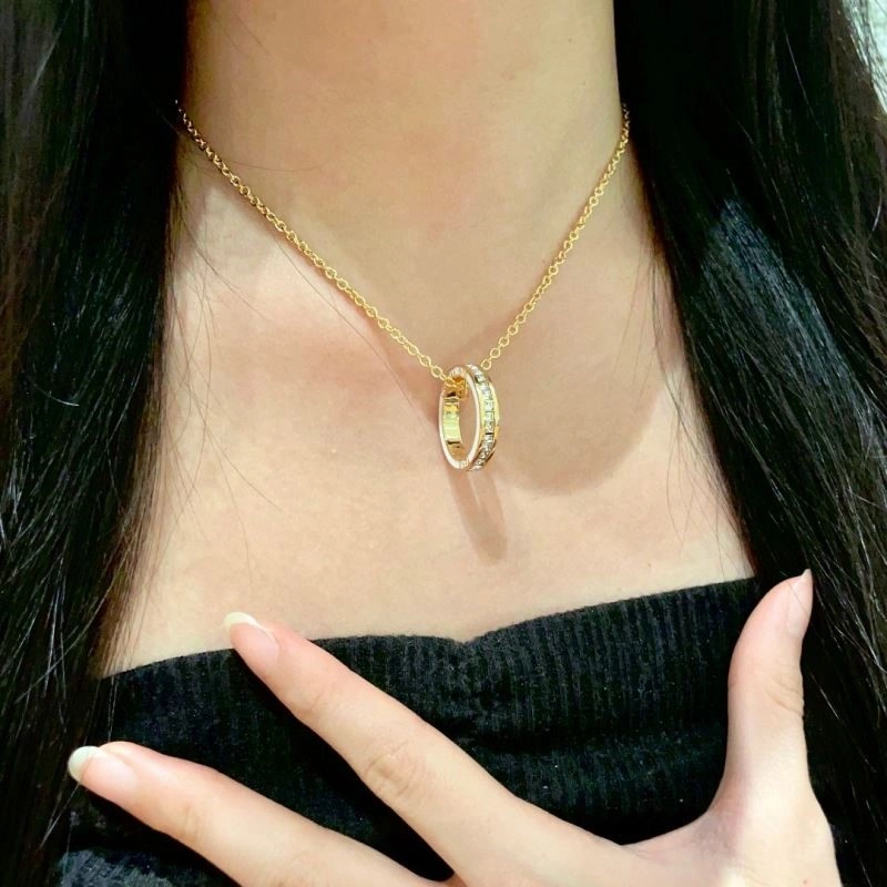 Modern Christian Dior Necklaces 233796