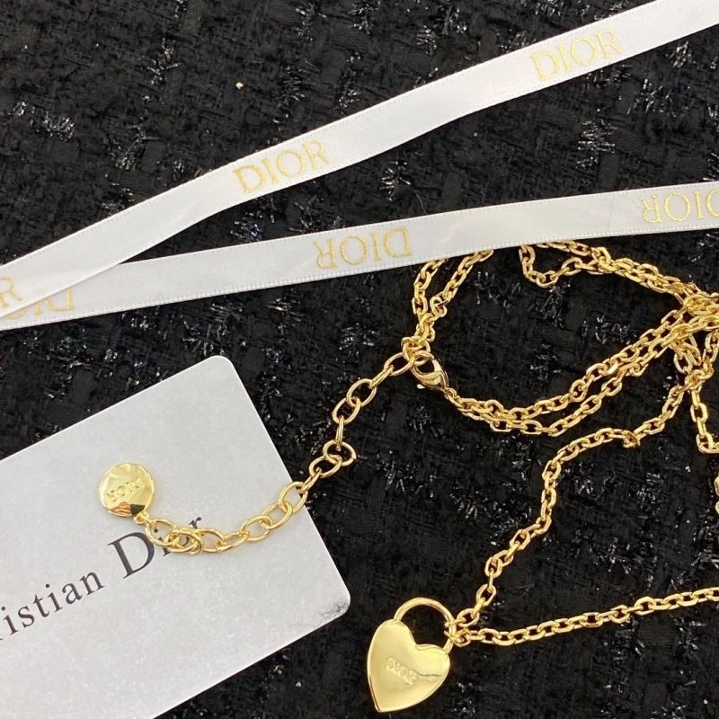 SmoothTexture Christian Dior Necklaces 233794