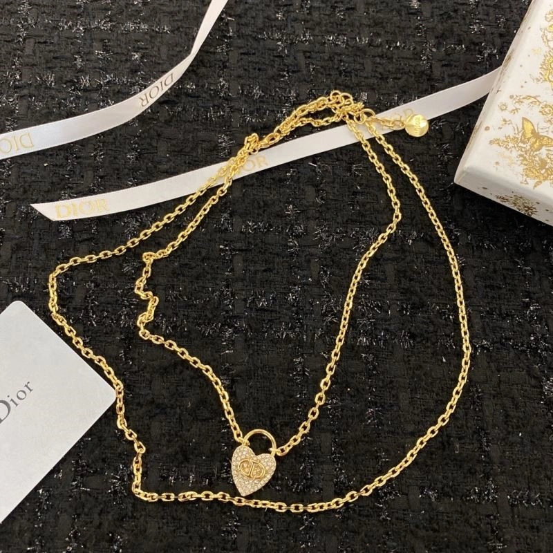 SmoothTexture Christian Dior Necklaces 233794