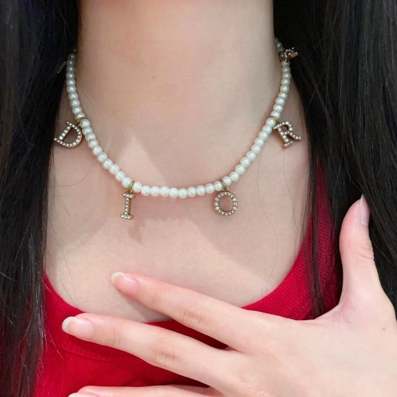 Stretchable Christian Dior Necklaces 233791