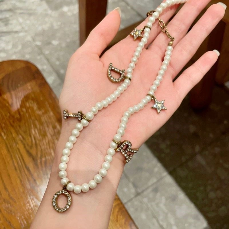 Stretchable Christian Dior Necklaces 233791
